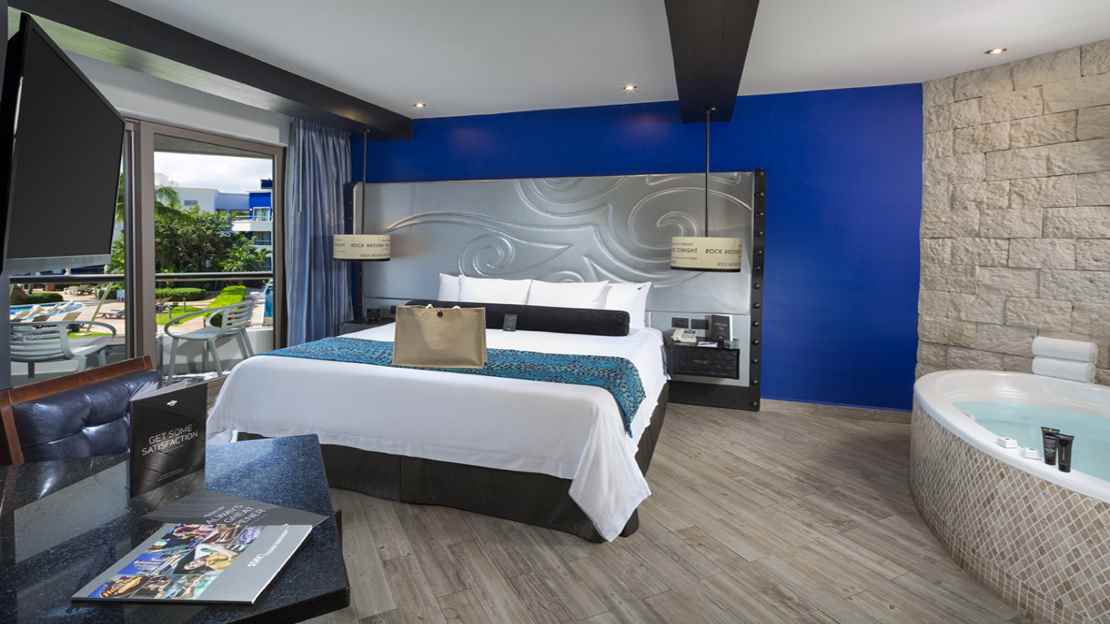 Deluxe Gold (Heaven Adults Only)